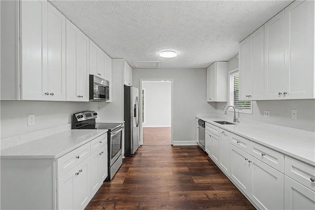10780 Shagbark Trail, Roswell, GA 30075
