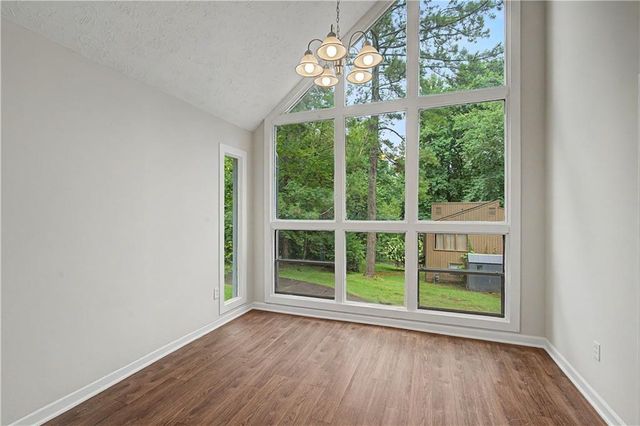 10780 Shagbark Trail, Roswell, GA 30075