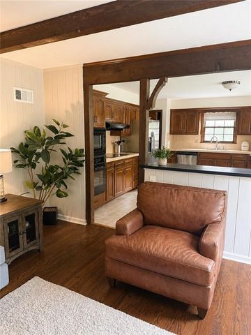 9730 Roe Avenue, Overland Park, KS 66207
