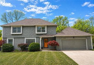 9730 Roe Avenue, Overland Park, KS 66207