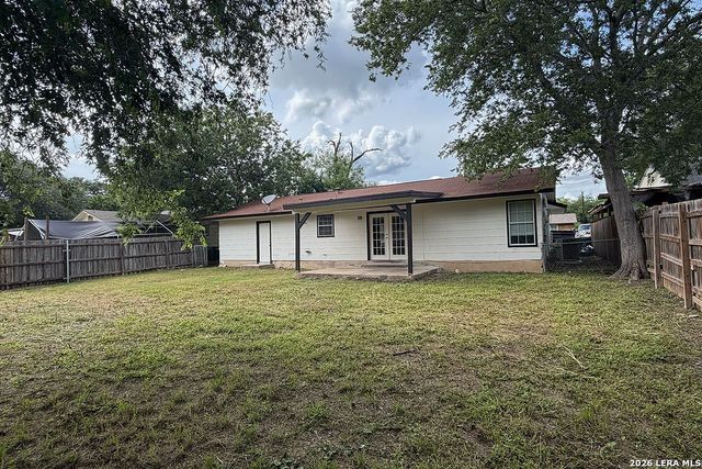 4338 Sun Vista Ln, San Antonio, TX 78217