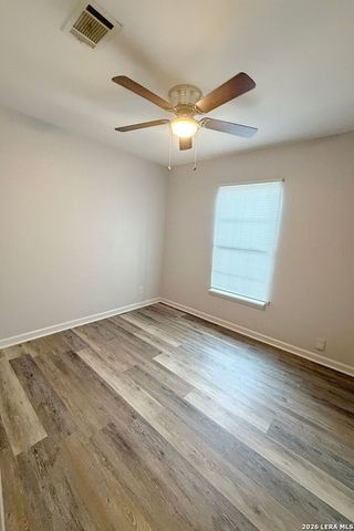 4338 Sun Vista Ln, San Antonio, TX 78217