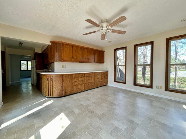 3101 Simpson Drive, Somerset, KY 42503