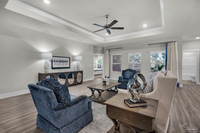 3435 Crossvine Rd, Cantonment, FL 32533