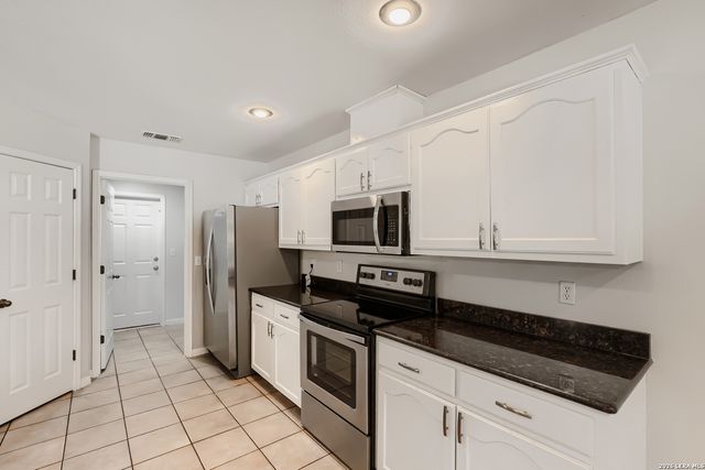 2308 N Ranch Estates Blvd, New Braunfels, TX 78130