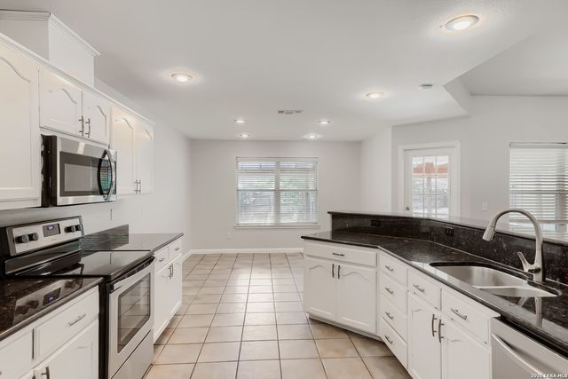 2308 N Ranch Estates Blvd, New Braunfels, TX 78130