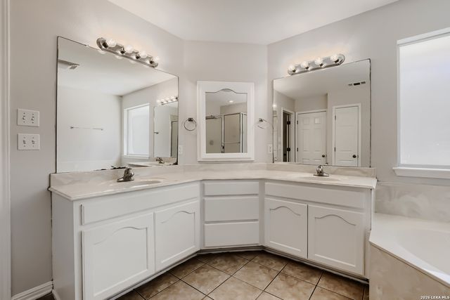 2308 N Ranch Estates Blvd, New Braunfels, TX 78130