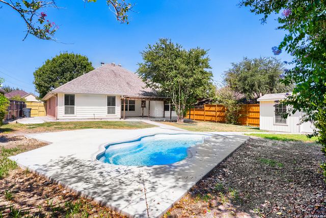 2308 N Ranch Estates Blvd, New Braunfels, TX 78130