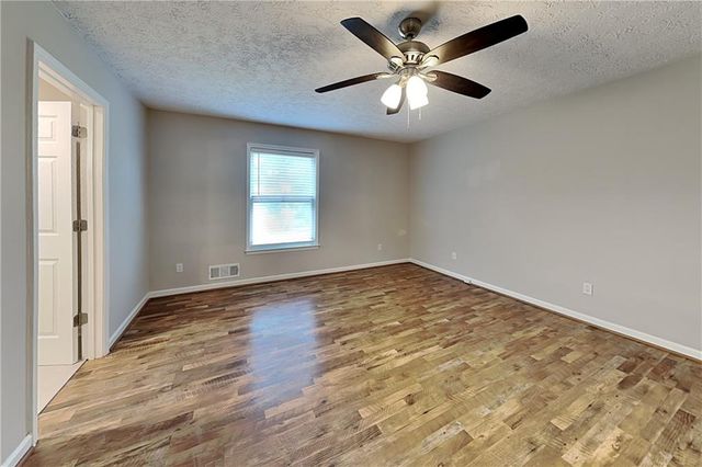 400 Ansley Drive, Roswell, GA 30076