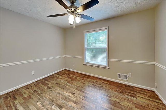 400 Ansley Drive, Roswell, GA 30076