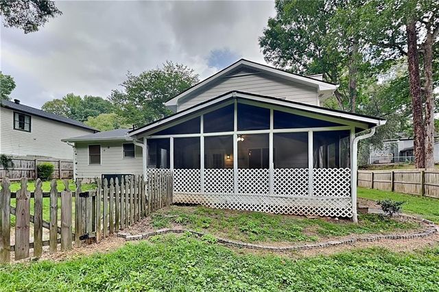 400 Ansley Drive, Roswell, GA 30076