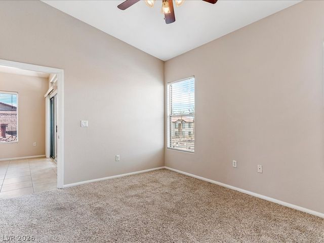 2305 HORIZON RIDGE 3923, Henderson, NV 89052