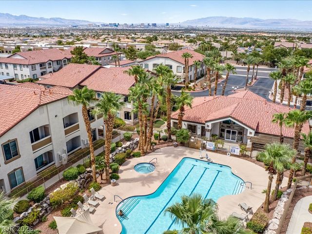 2305 HORIZON RIDGE 3923, Henderson, NV 89052