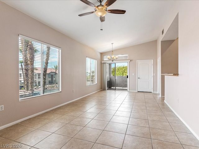2305 HORIZON RIDGE 3923, Henderson, NV 89052