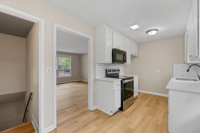 1201 E Fortuna, Wichita, KS 67216