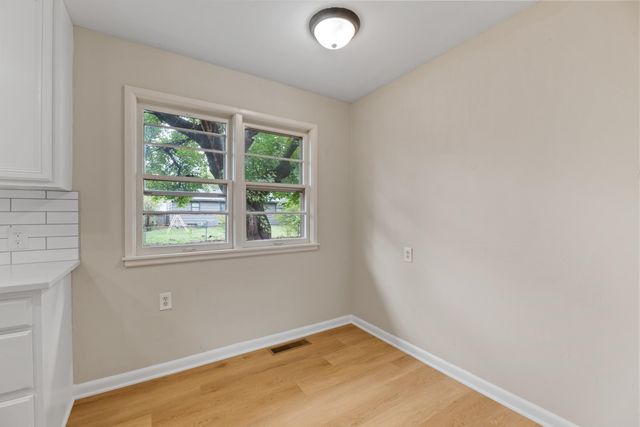 1201 E Fortuna, Wichita, KS 67216