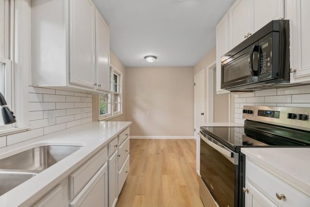 1201 E Fortuna, Wichita, KS 67216