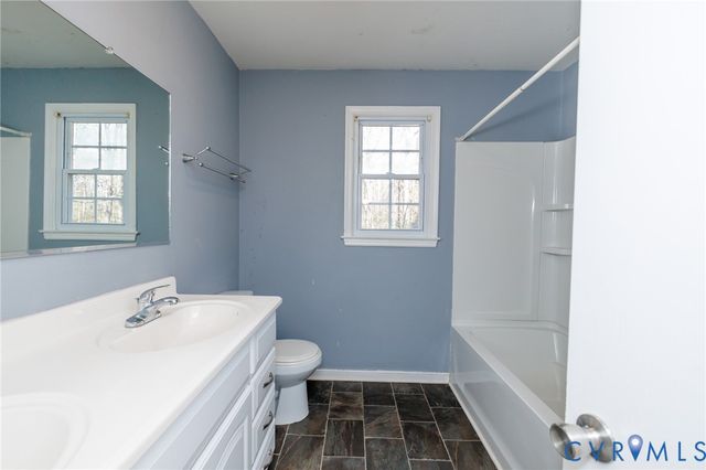 11515 Patillo Rd, Dinwiddie, VA 23840