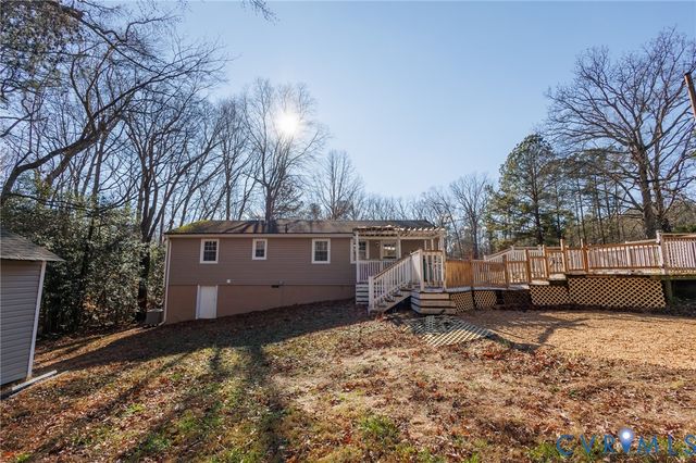 11515 Patillo Rd, Dinwiddie, VA 23840