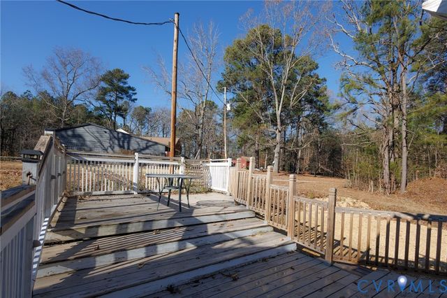 11515 Patillo Rd, Dinwiddie, VA 23840