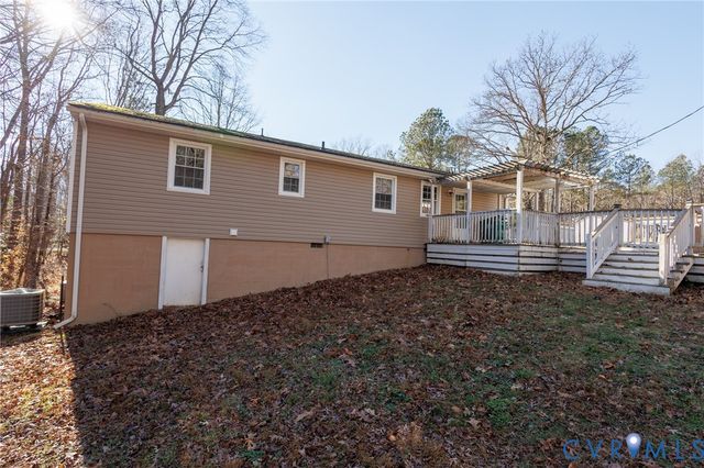 11515 Patillo Rd, Dinwiddie, VA 23840