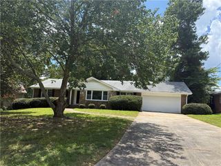 4144 Wellington Hills Drive, Snellville, GA 30039