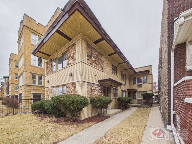 11219 S Martin Luther King Drive 2R, Chicago, IL 60628