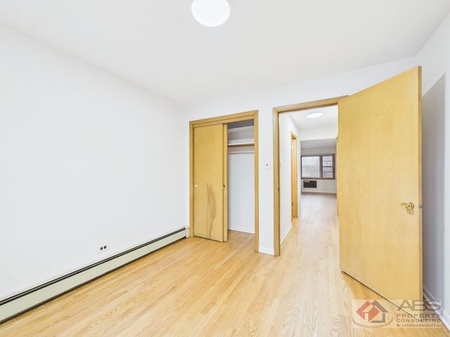 11219 S Martin Luther King Drive 2R, Chicago, IL 60628