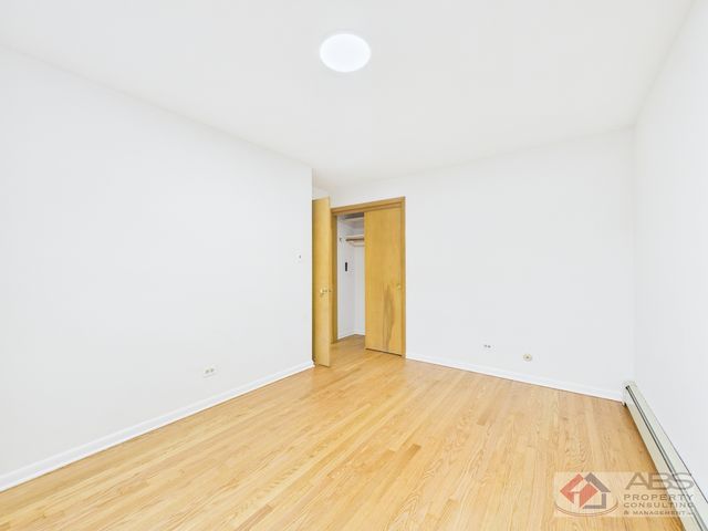 11219 S Martin Luther King Drive 2R, Chicago, IL 60628