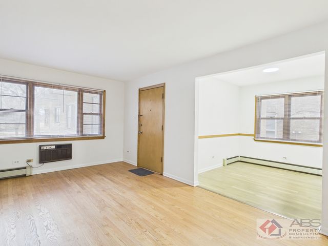 11219 S Martin Luther King Drive 2R, Chicago, IL 60628