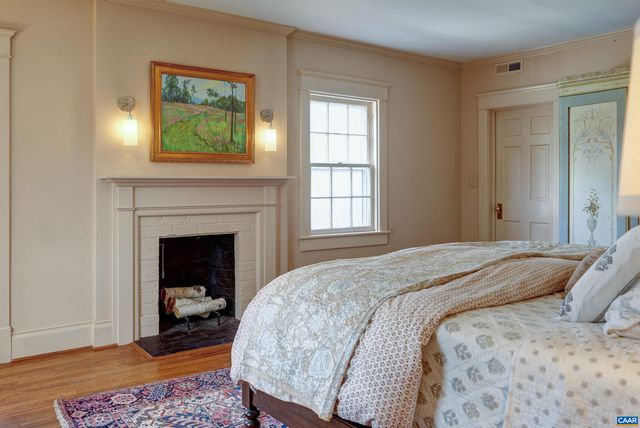 5450 STONY POINT PASS, Keswick, VA 22947