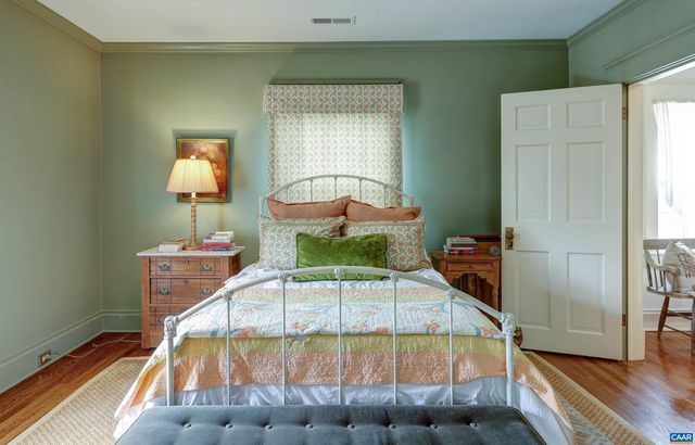 5450 STONY POINT PASS, Keswick, VA 22947