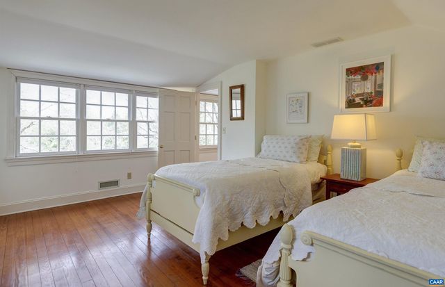 5450 STONY POINT PASS, Keswick, VA 22947