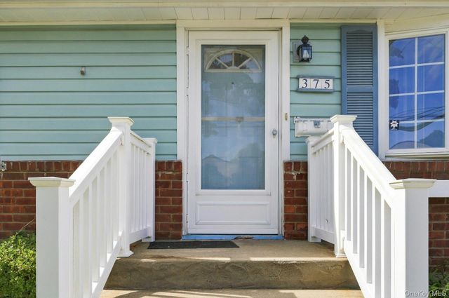 375 Catskill Avenue, Copiague, NY 11726