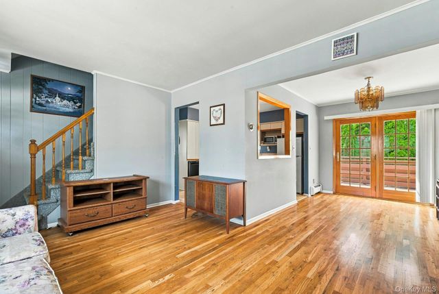 375 Catskill Avenue, Copiague, NY 11726