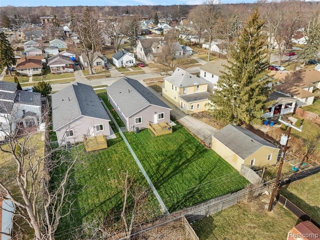 4845 Harding St, Dearborn Heights, MI 48125