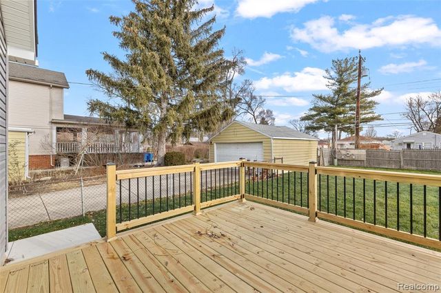 4845 Harding St, Dearborn Heights, MI 48125