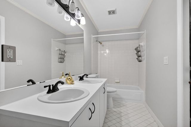 1145 Julia Heights Drive, Lantana, FL 33462