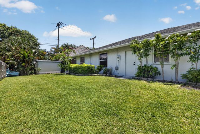1145 Julia Heights Drive, Lantana, FL 33462