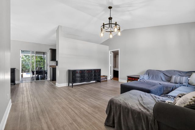 1145 Julia Heights Drive, Lantana, FL 33462