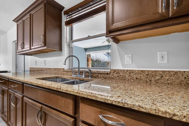 1145 Julia Heights Drive, Lantana, FL 33462