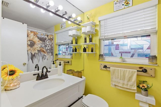 1111 IDLEBRIAR WAY, Tarpon Springs, FL 34689