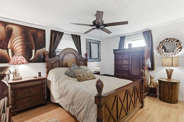 1111 IDLEBRIAR WAY, Tarpon Springs, FL 34689