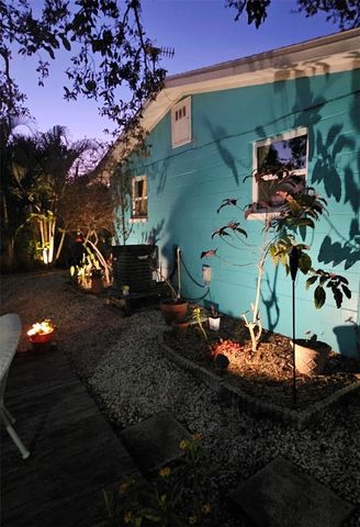 1111 IDLEBRIAR WAY, Tarpon Springs, FL 34689