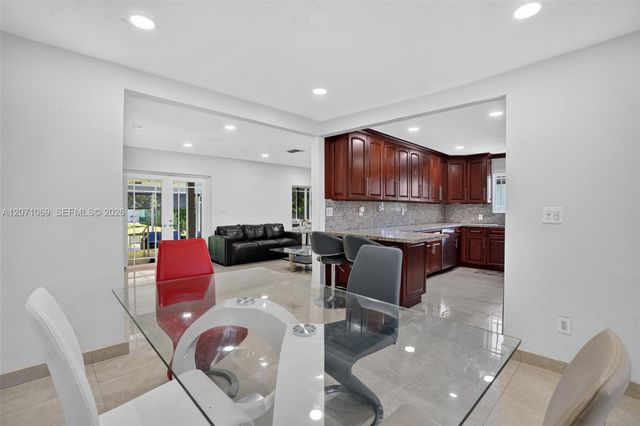 6010 SW 19 Street 6010, Miami, FL 33155