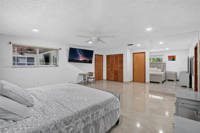 6010 SW 19 Street 6010, Miami, FL 33155