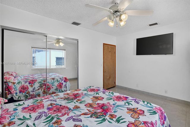 6010 SW 19 Street 6010, Miami, FL 33155