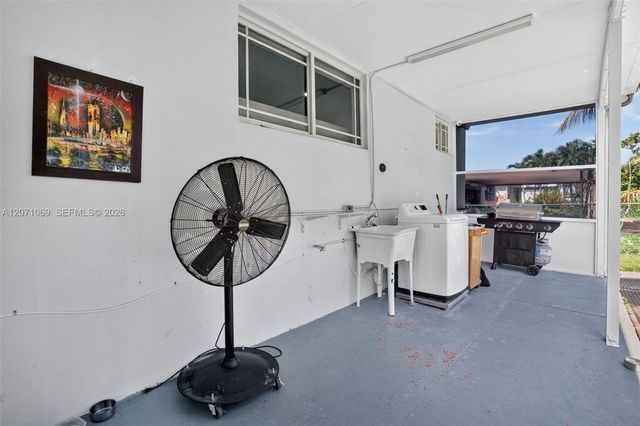 6010 SW 19 Street 6010, Miami, FL 33155