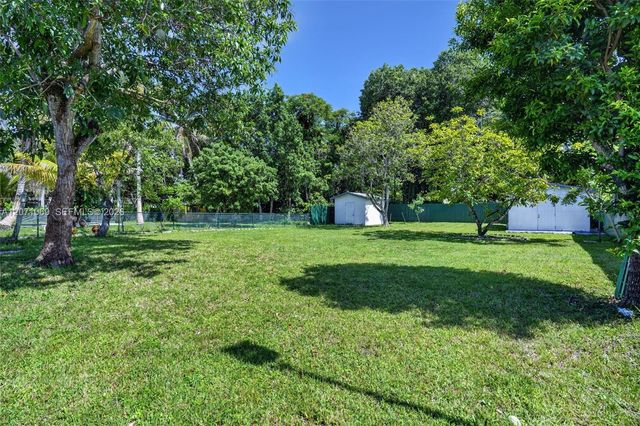6010 SW 19 Street 6010, Miami, FL 33155