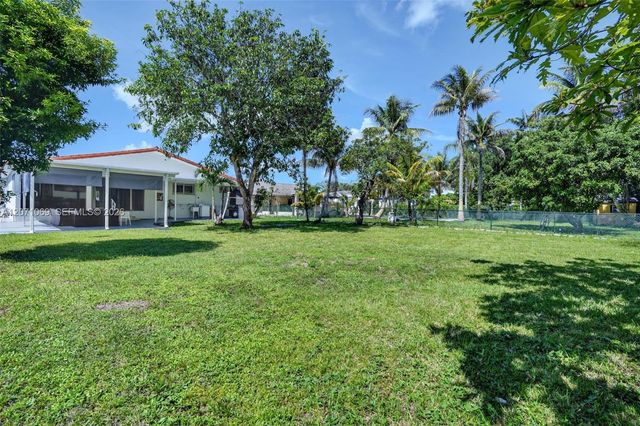 6010 SW 19 Street 6010, Miami, FL 33155